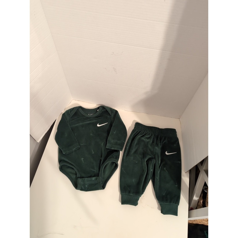 Nike Tracksuit in Forest Green Velour One Piece and Pants Set Baby 3 months